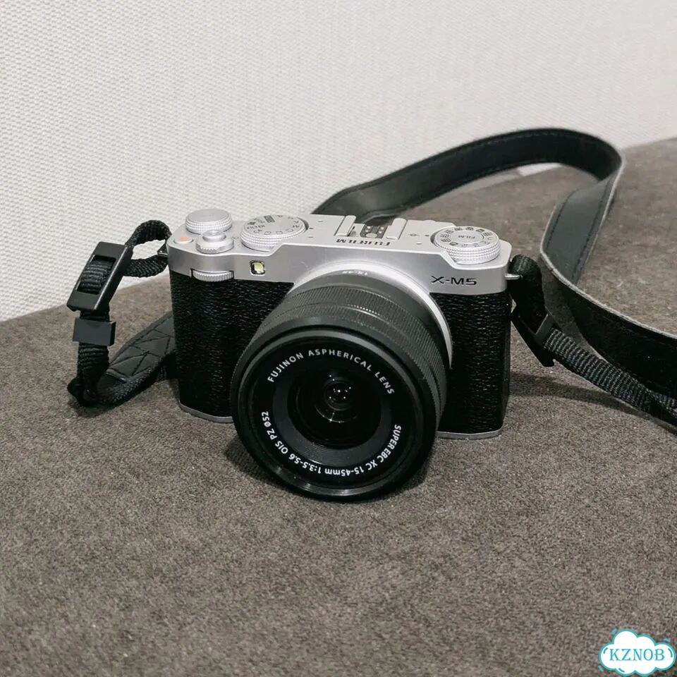 Fujifilm X-M5 Kit 15-45mm F3.5-5.6 Black фото 1
