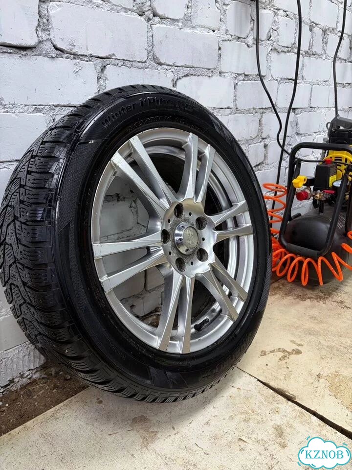 Комплект колес на автомобиль 205/55R16 фото 1
