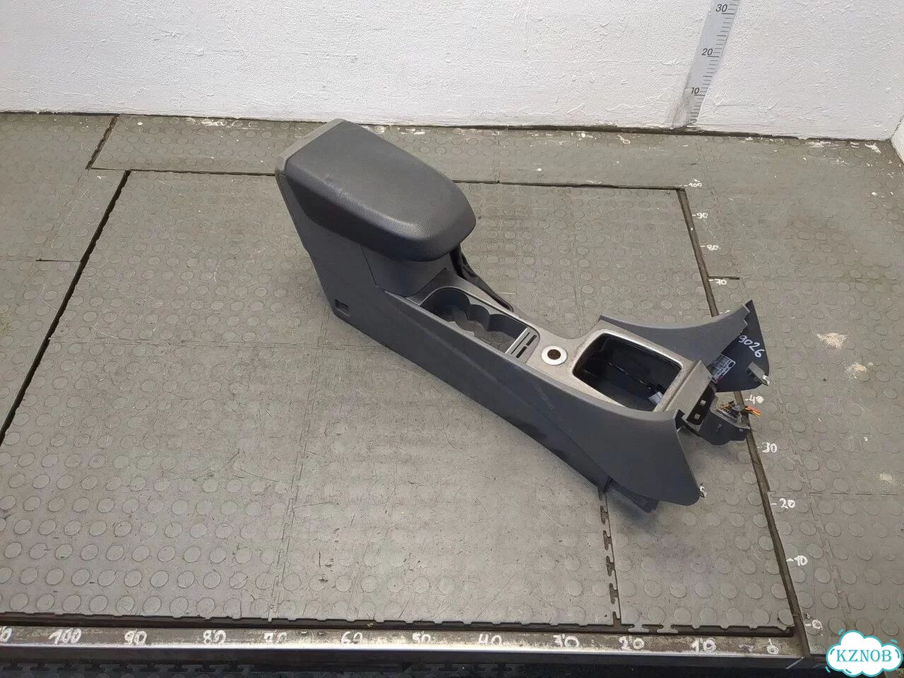 Консоль салона Ford Focus 2 фото 1