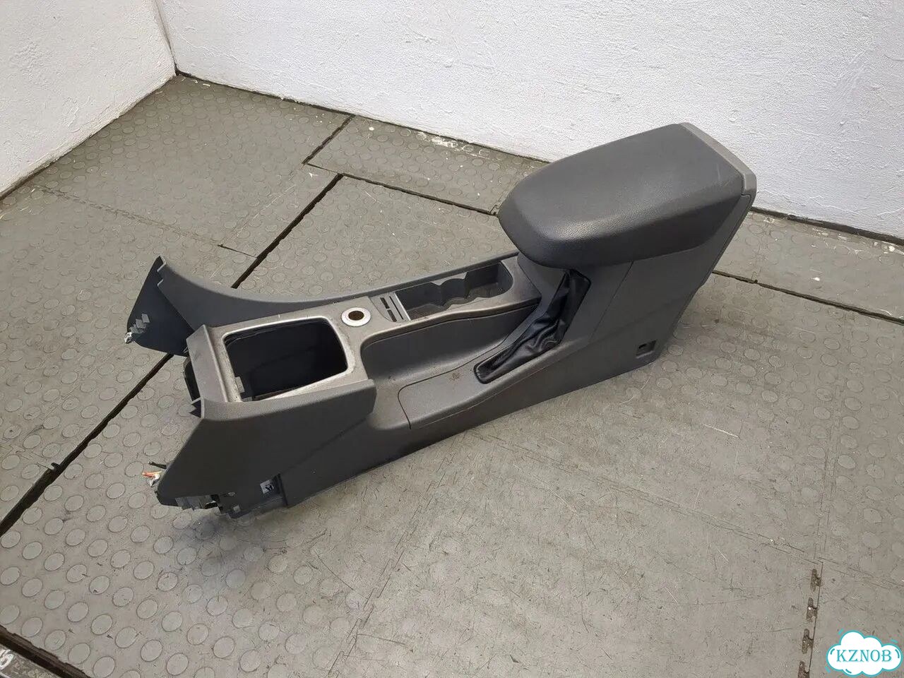 Консоль салона Ford Focus 2 фото 4