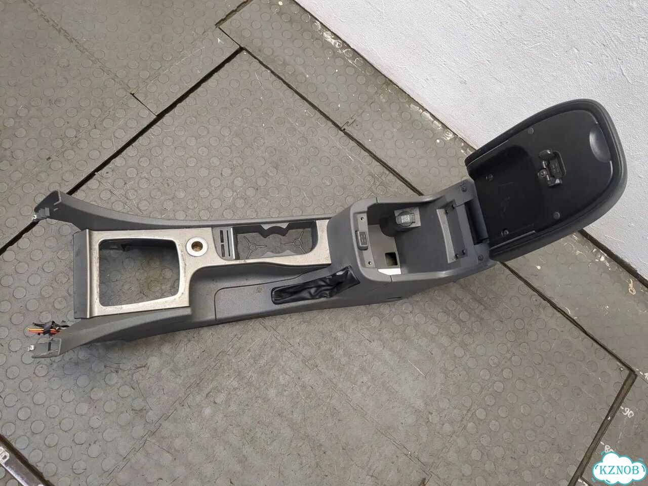 Консоль салона Ford Focus 2 фото 5
