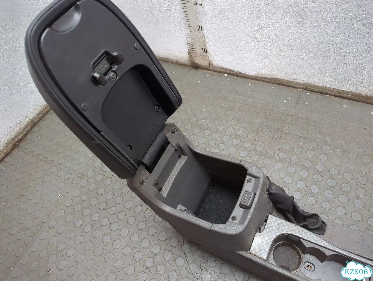 Консоль салона Ford Focus 2 фото 6