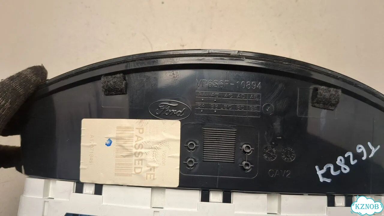 Щиток приборов Ford Fiesta фото 6