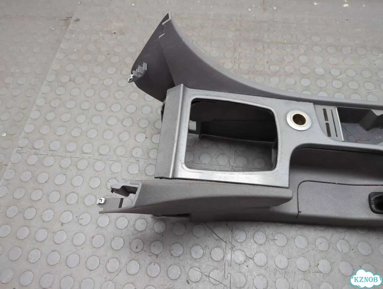 Консоль салона Ford Focus 2 фото 3