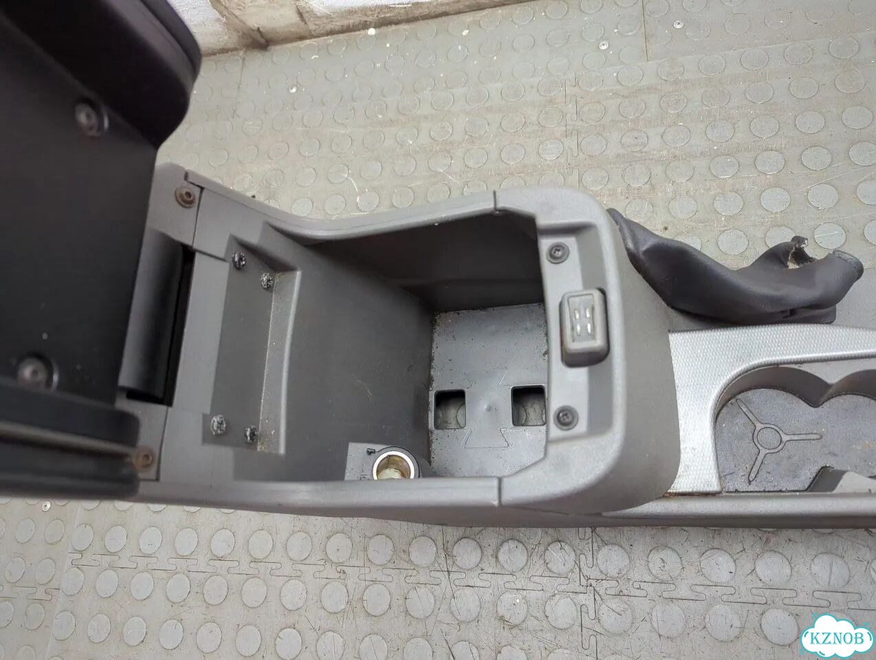 Консоль салона Ford Focus 2 фото 7