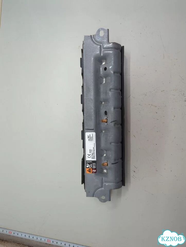 Подушка безопасности коленная Chevrolet Volt фото 2