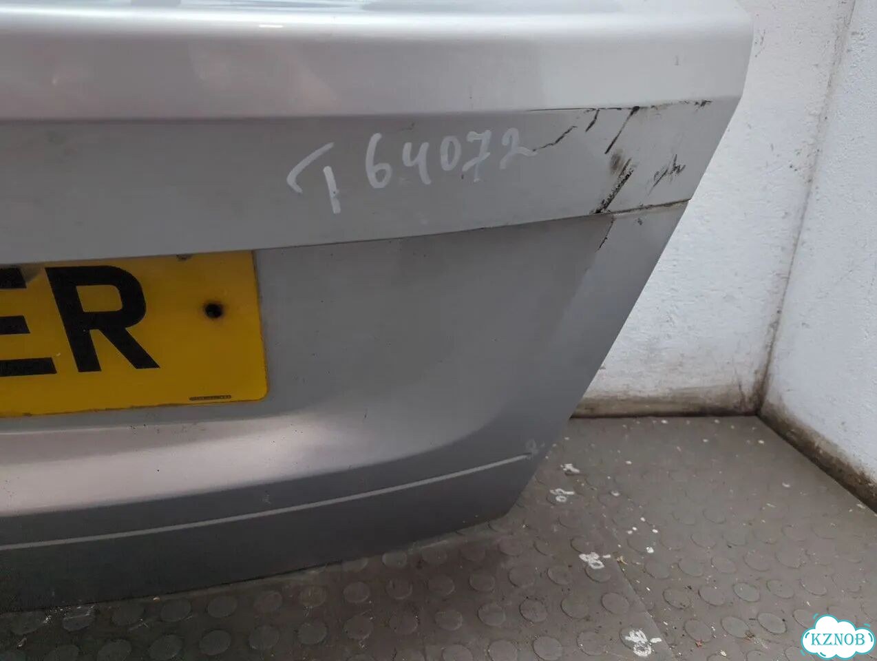 Крышка багажника Dodge Caliber фото 3