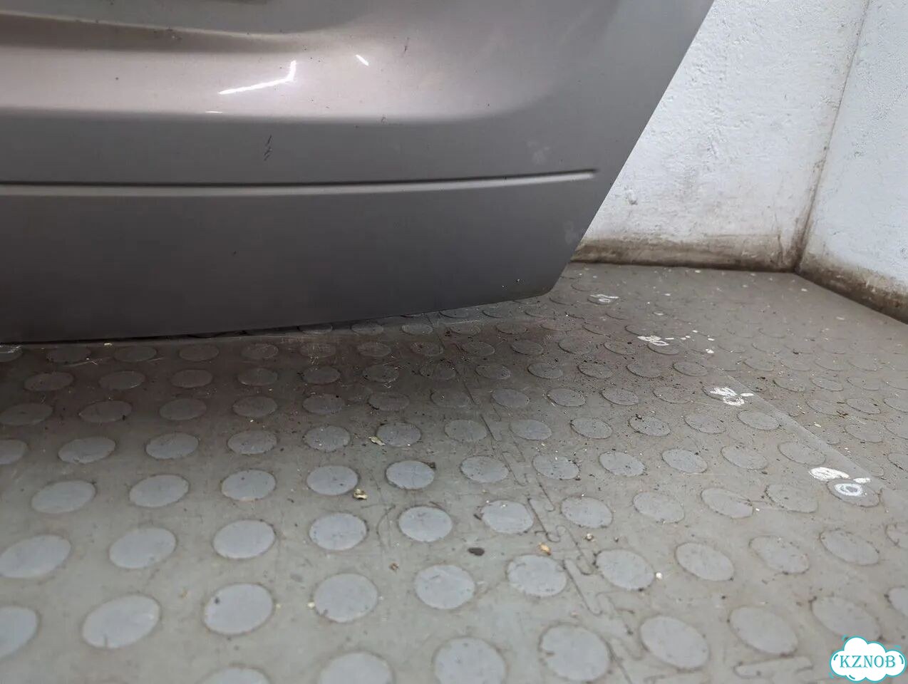 Крышка багажника Dodge Caliber фото 8