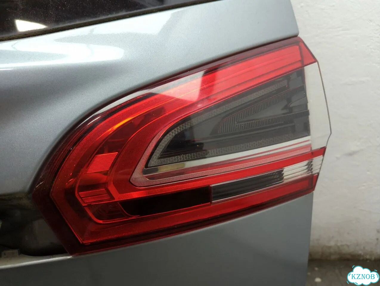 Крышка багажника Ford S-Max фото 5
