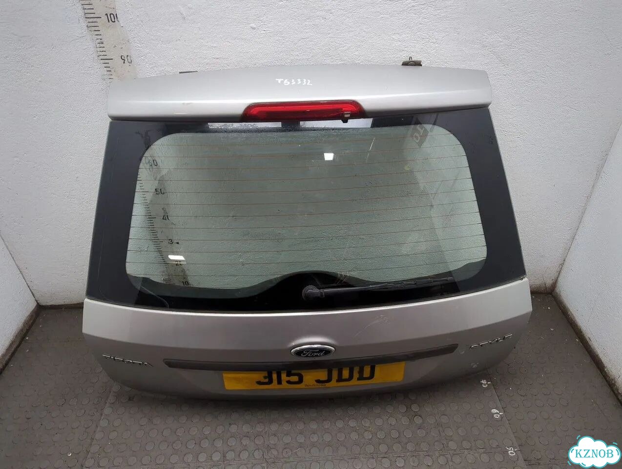 Крышка багажника Ford Fiesta фото 1