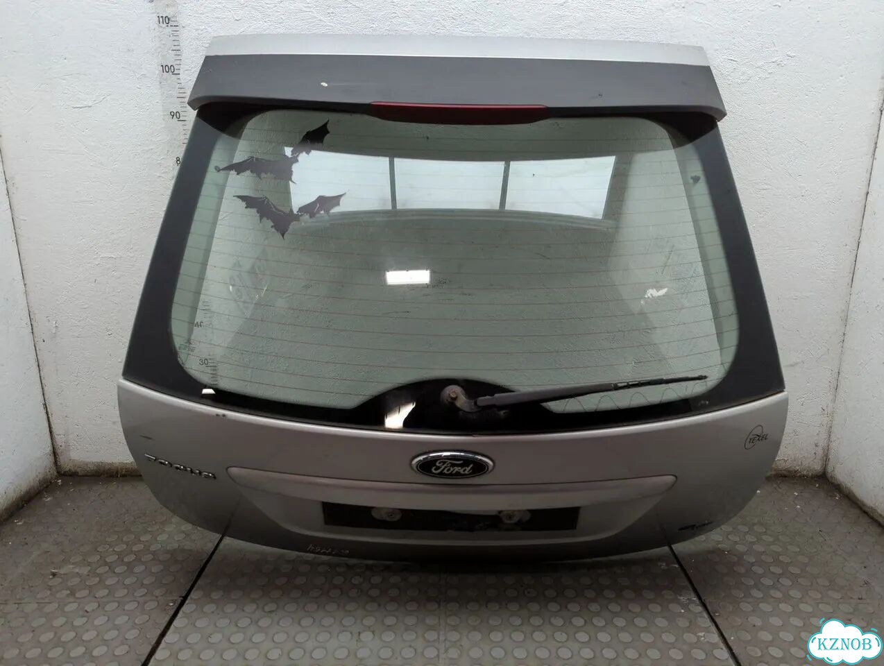 Крышка багажника Ford Focus 2 фото 1