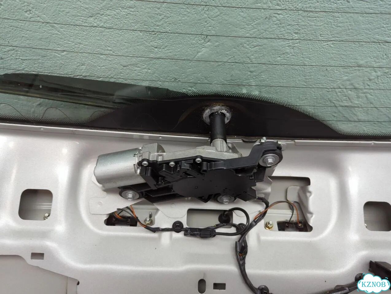 Крышка багажника Ford Focus 2 фото 10