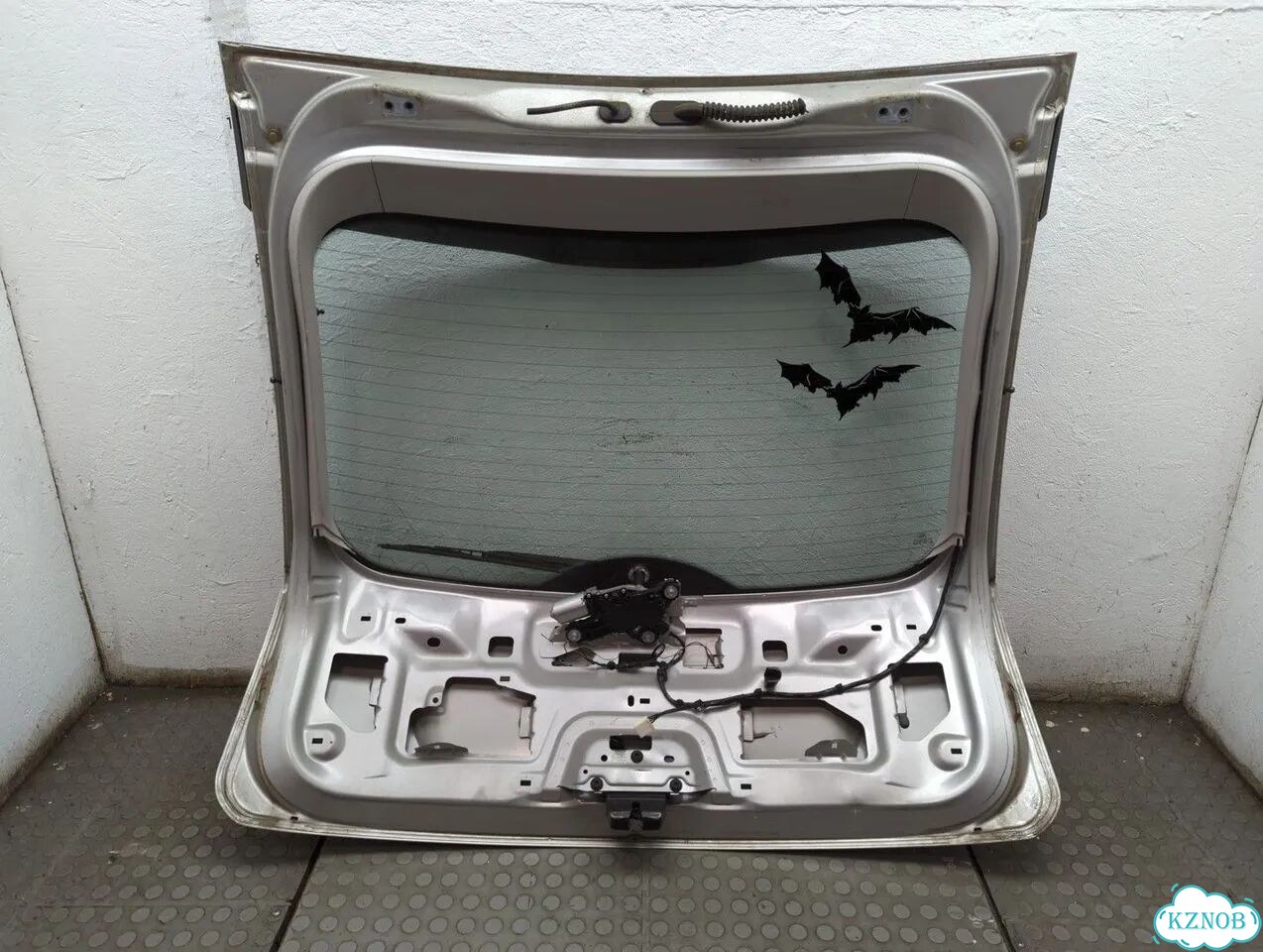 Крышка багажника Ford Focus 2 фото 8