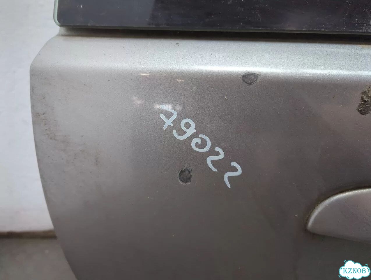 Крышка багажника Jeep Grand Cherokee фото 9
