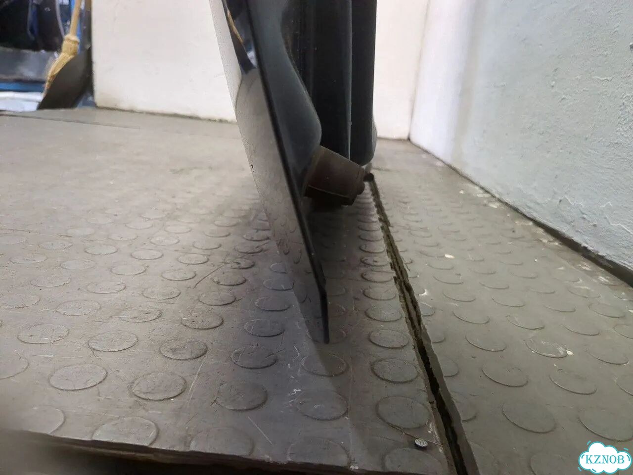 Крышка багажника Ford Fiesta фото 6