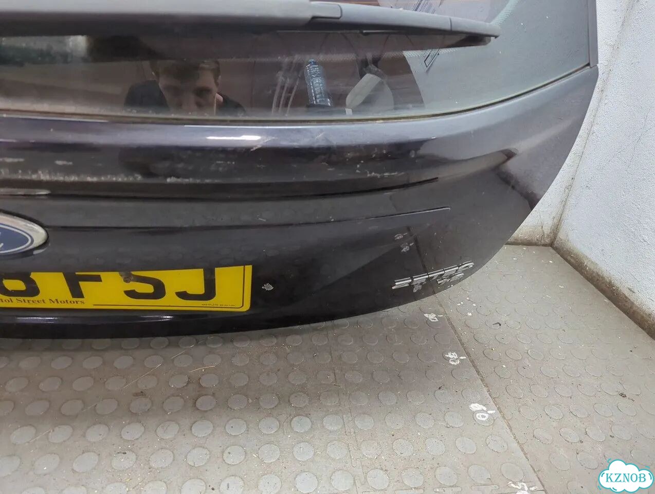 Крышка багажника Ford Focus 2 фото 3