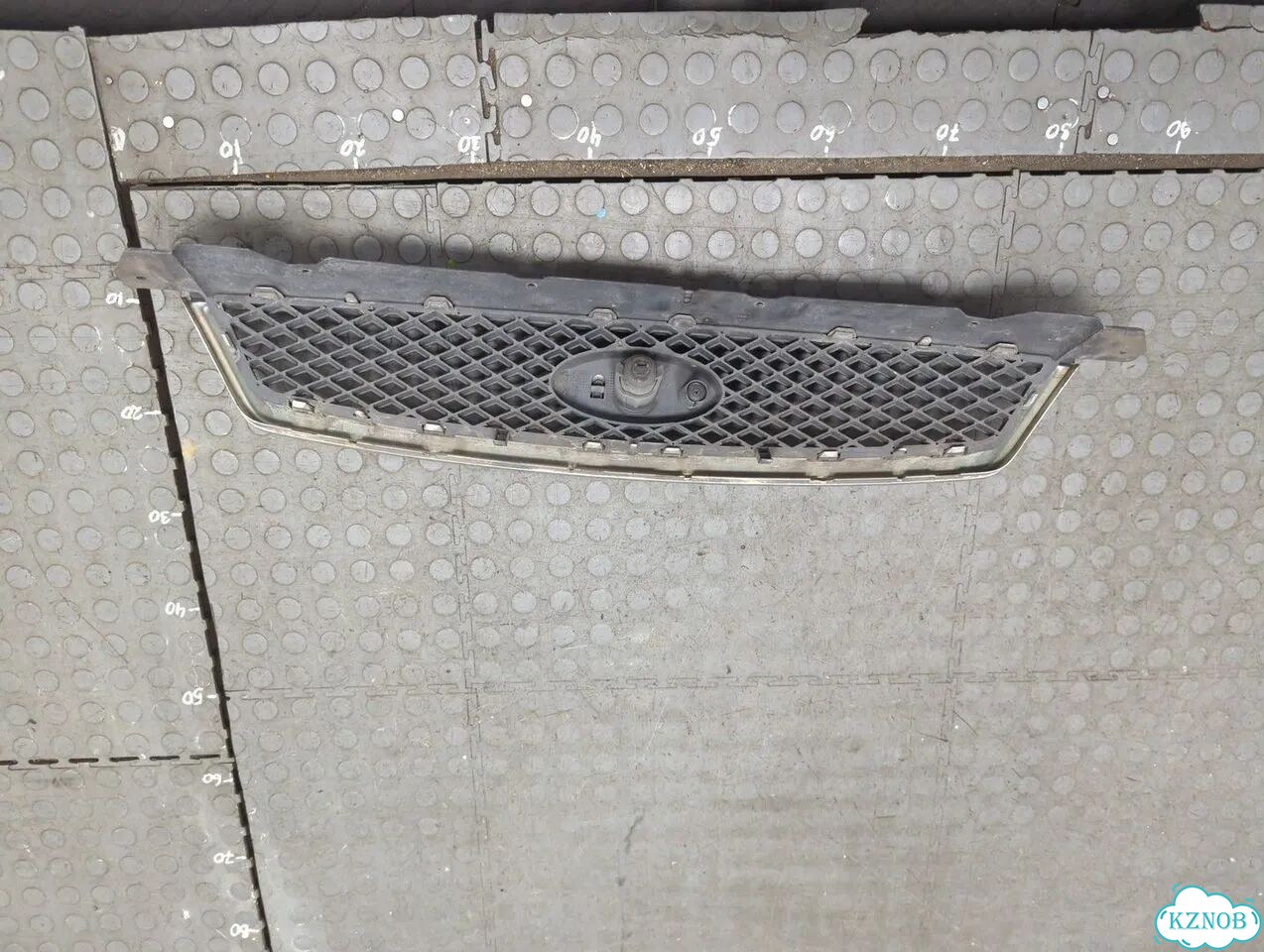 Решетка радиатора Ford Focus 2 фото 2