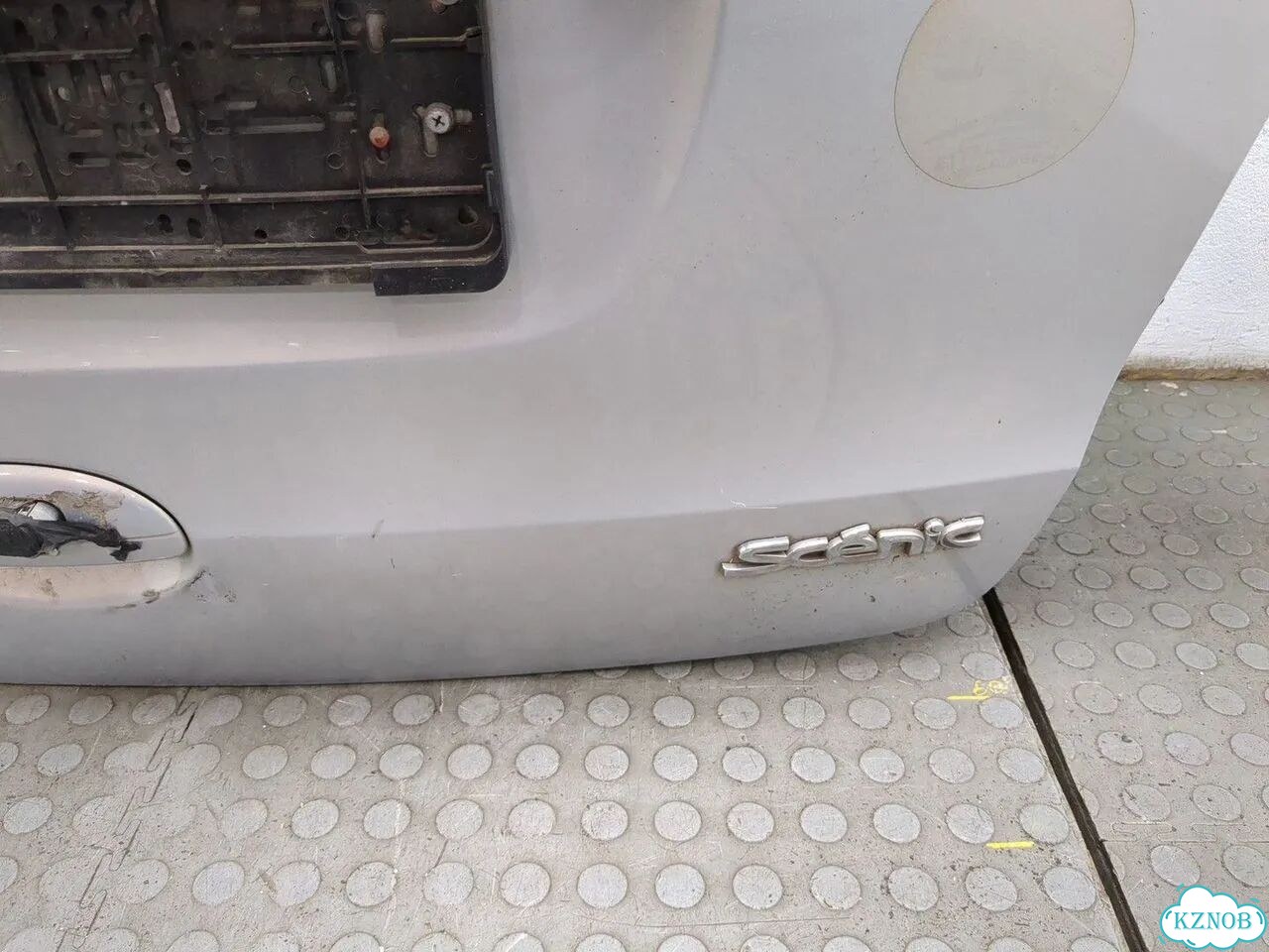 Крышка багажника Renault Scenic фото 9