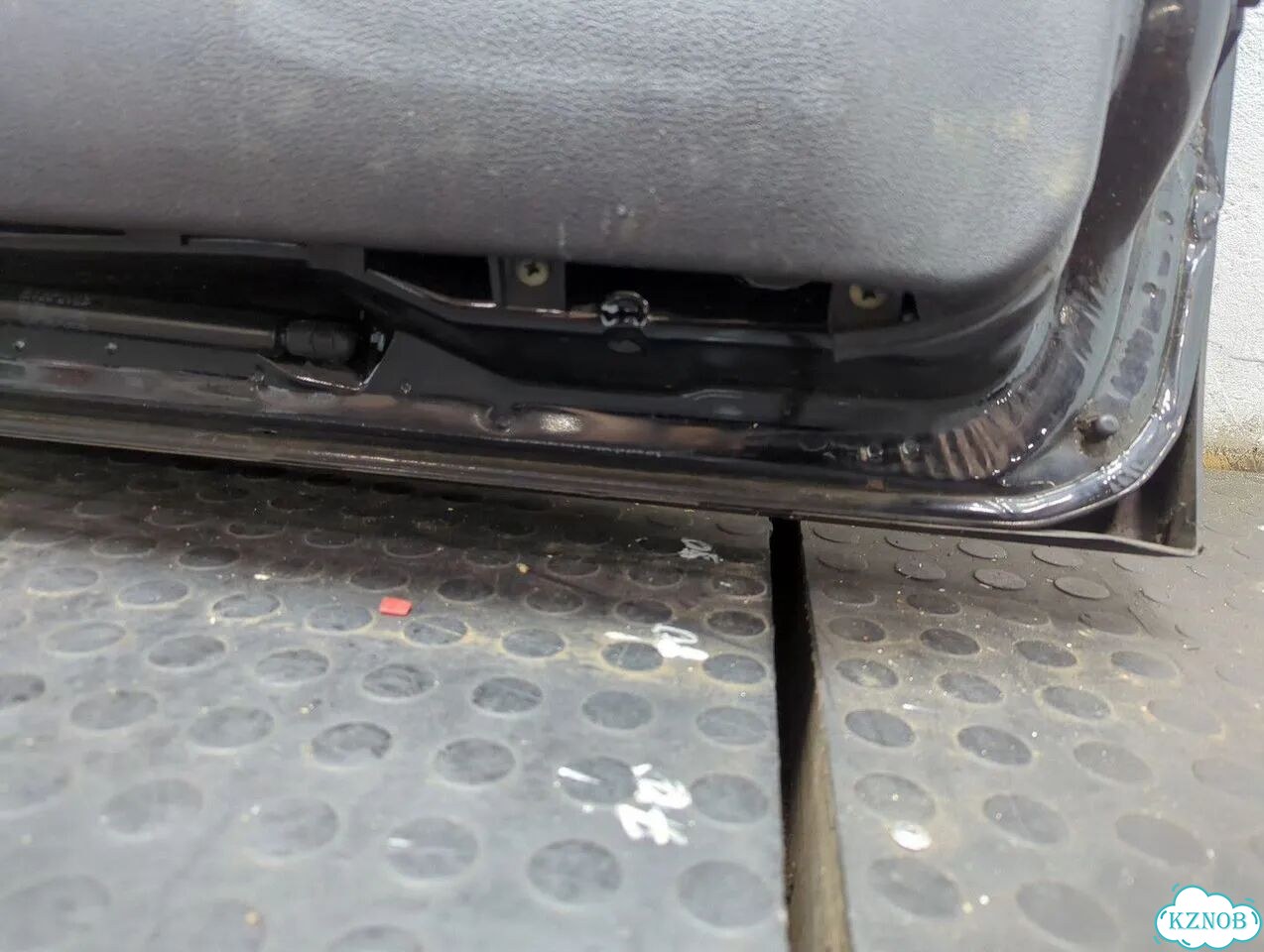 Крышка багажника Land Rover Freelander 1 фото 11