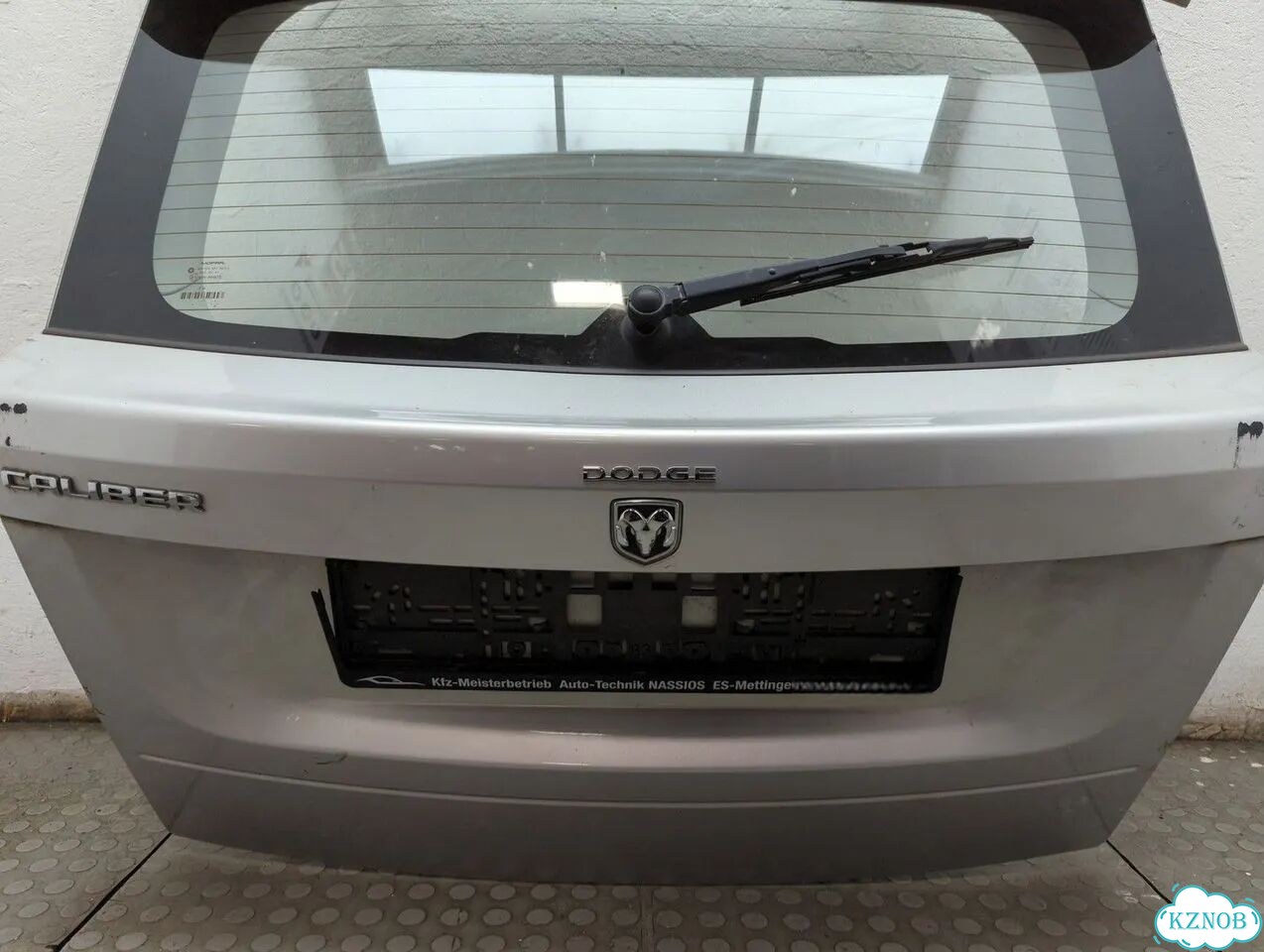 Крышка багажника Dodge Caliber фото 3