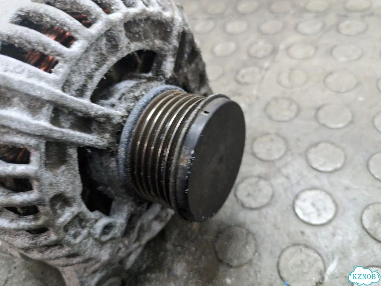 Генератор Peugeot 308 фото 3