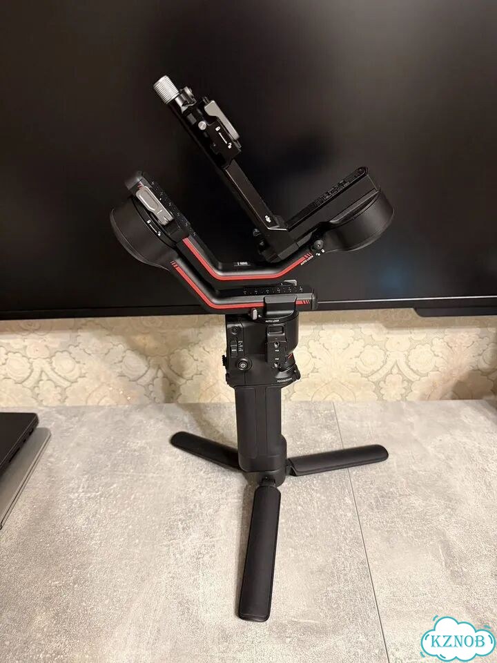 Стабилизатор DJI RS 3 фото 3