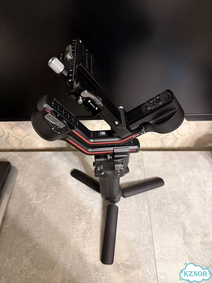 Стабилизатор DJI RS 3 фото 4