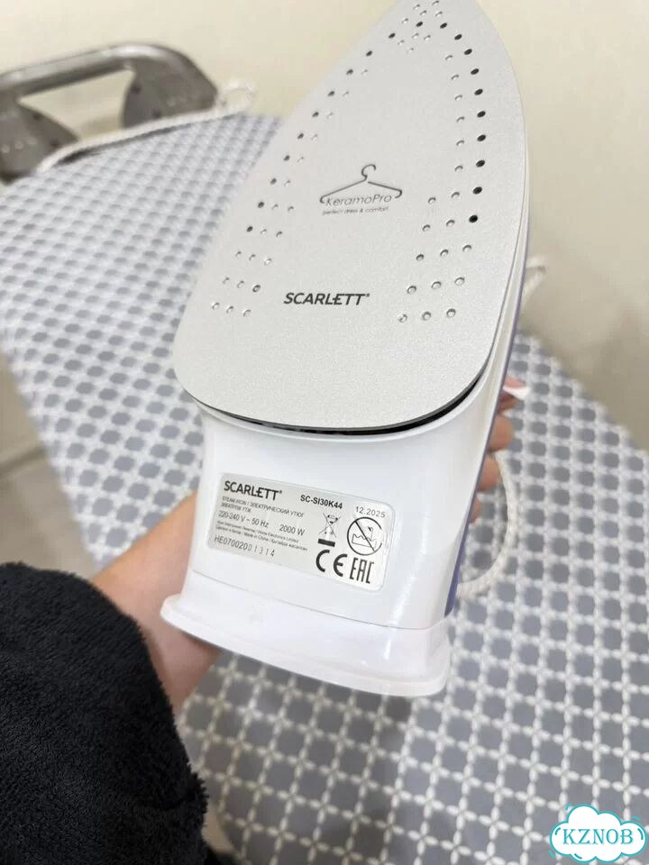 Scarlett SC-SI30K44 Утюг фото 2