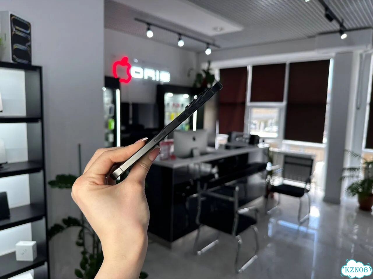 iPhone 15 Pro Max, 256 ГБ, SIM + eSIM фото 3