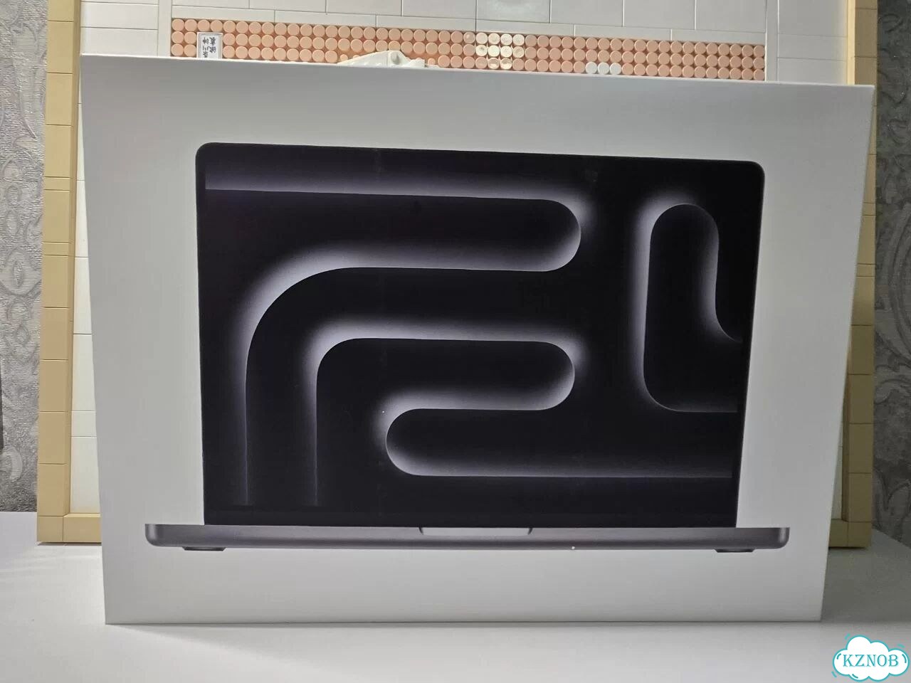 Ноутбук Apple MacBook Pro 14 M3 512 фото 1