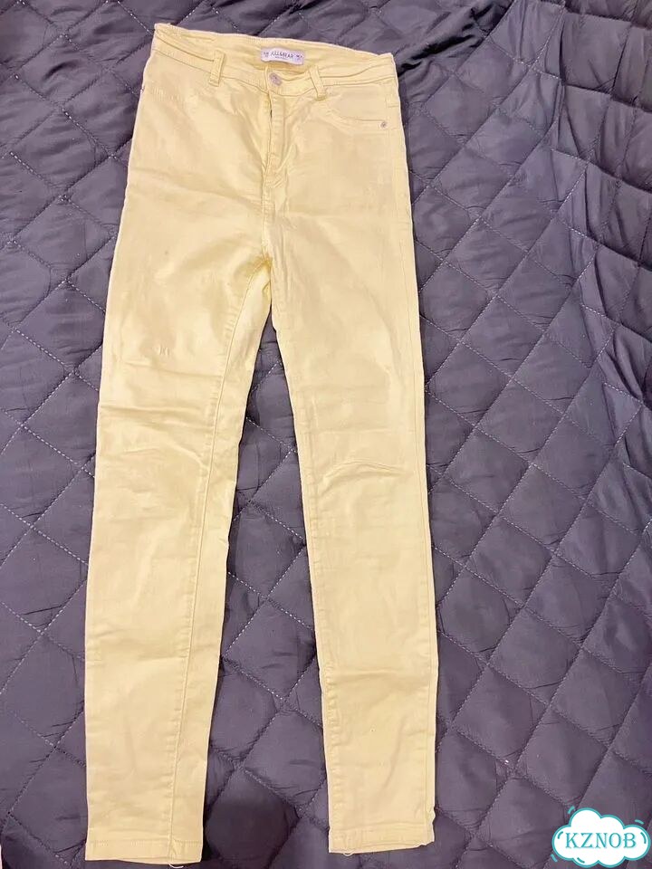 Джинсы лимонный цвет pull bear 44 фото 2