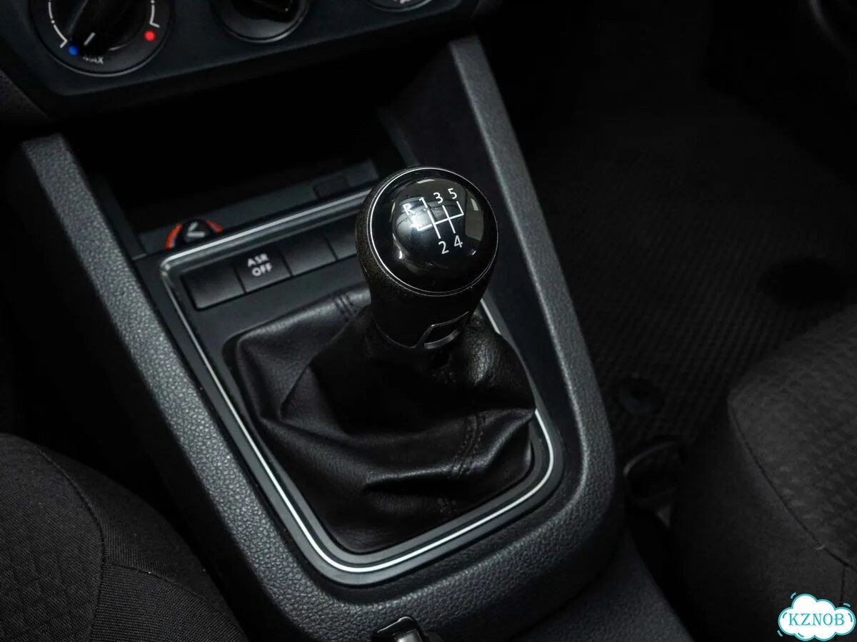 Volkswagen Jetta 1.6 MT, 2015, 129 000 км фото 12
