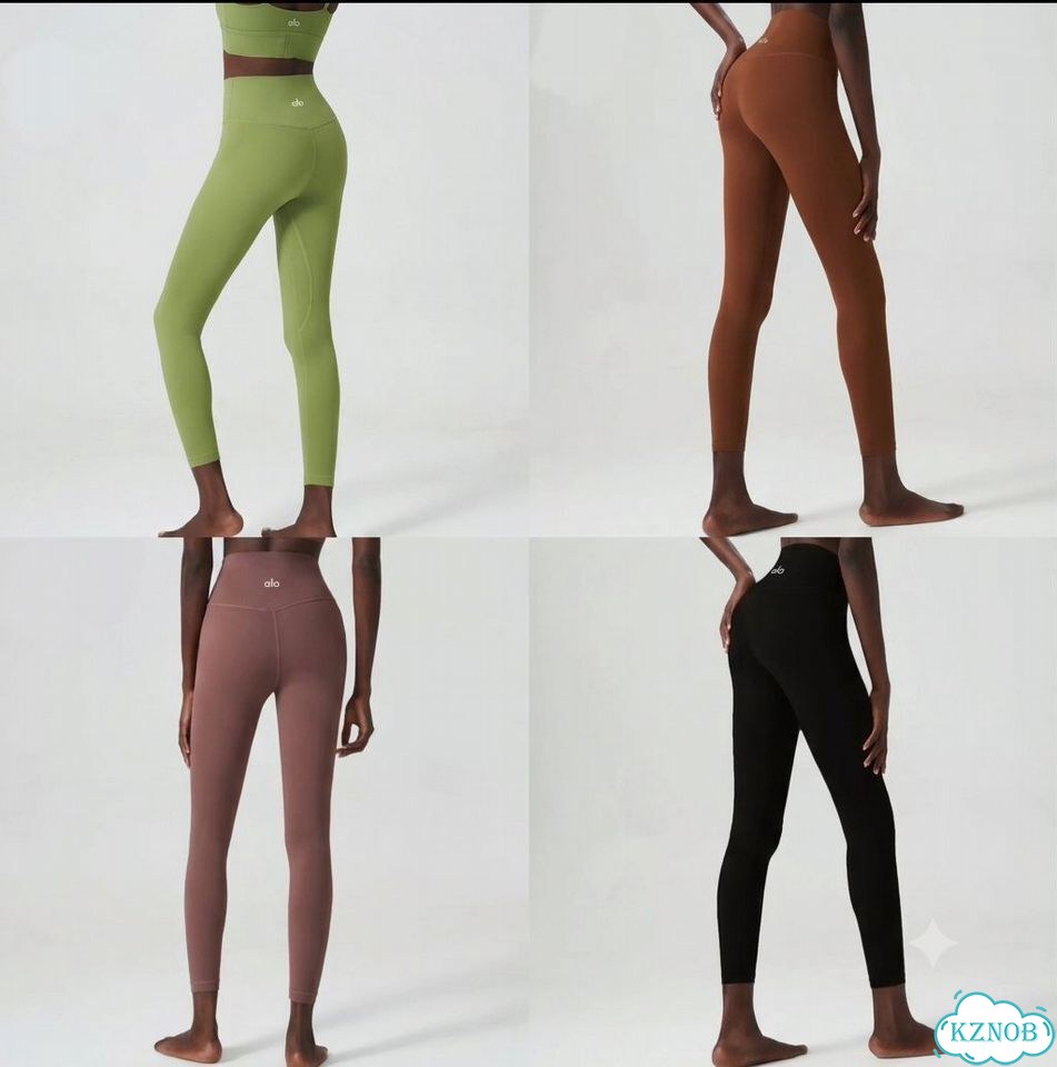 Спортивный костюм Alo Yoga фото 3