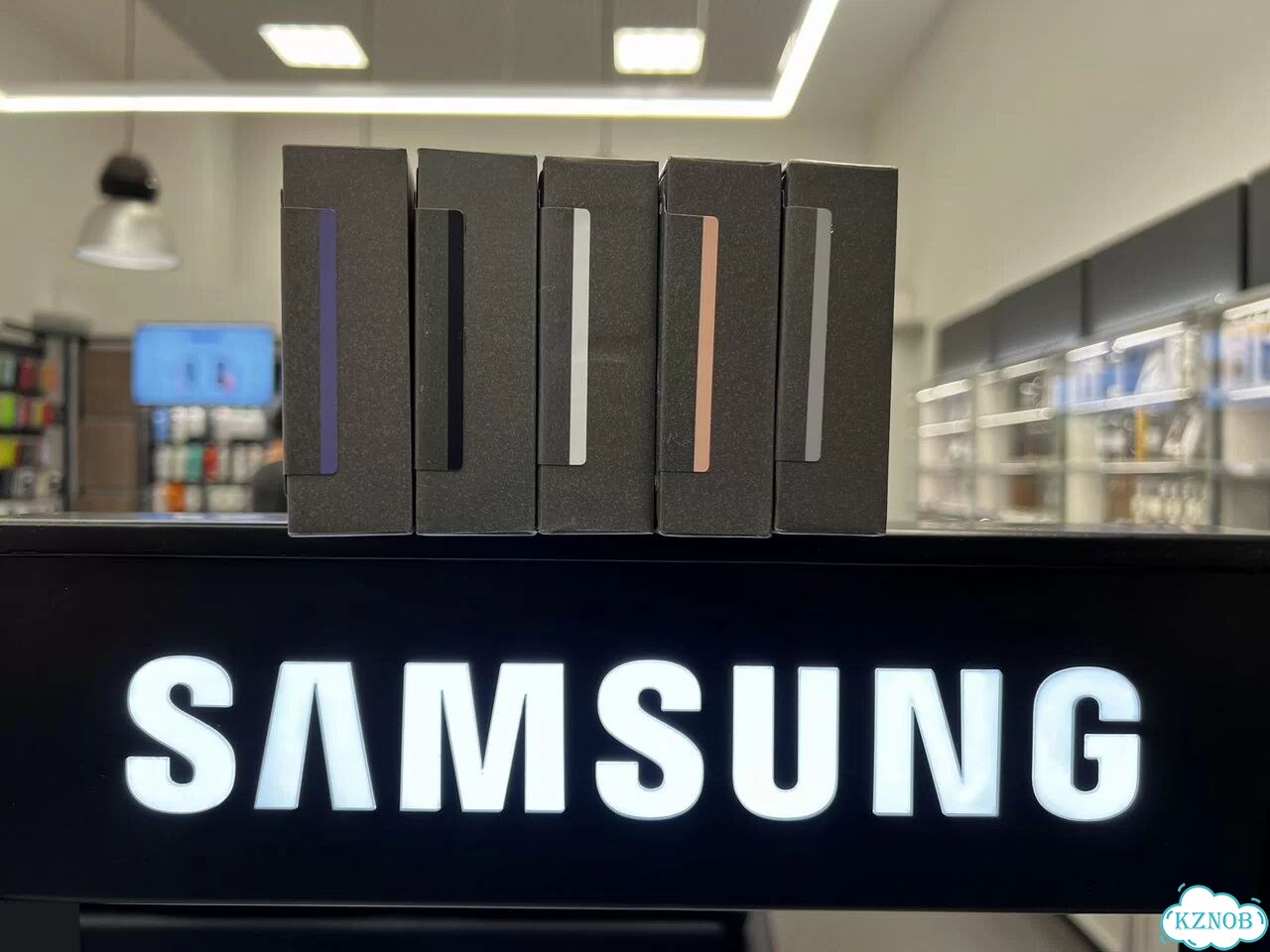 Samsung Galaxy S26, 12/256 ГБ, SIM + eSIM фото 2