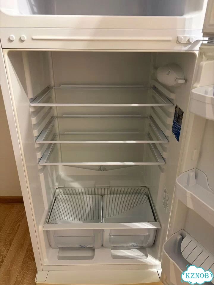 Холодильник б/у indesit фото 4