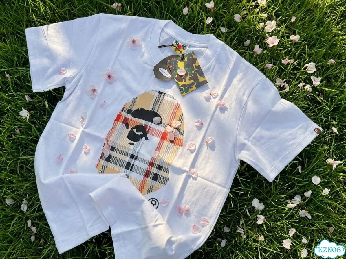 Футболка Burberry x Bape фото 3