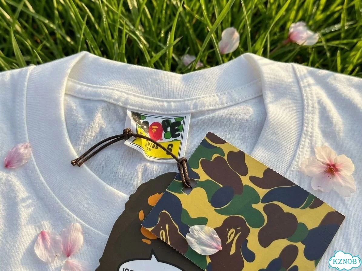 Футболка Burberry x Bape фото 5