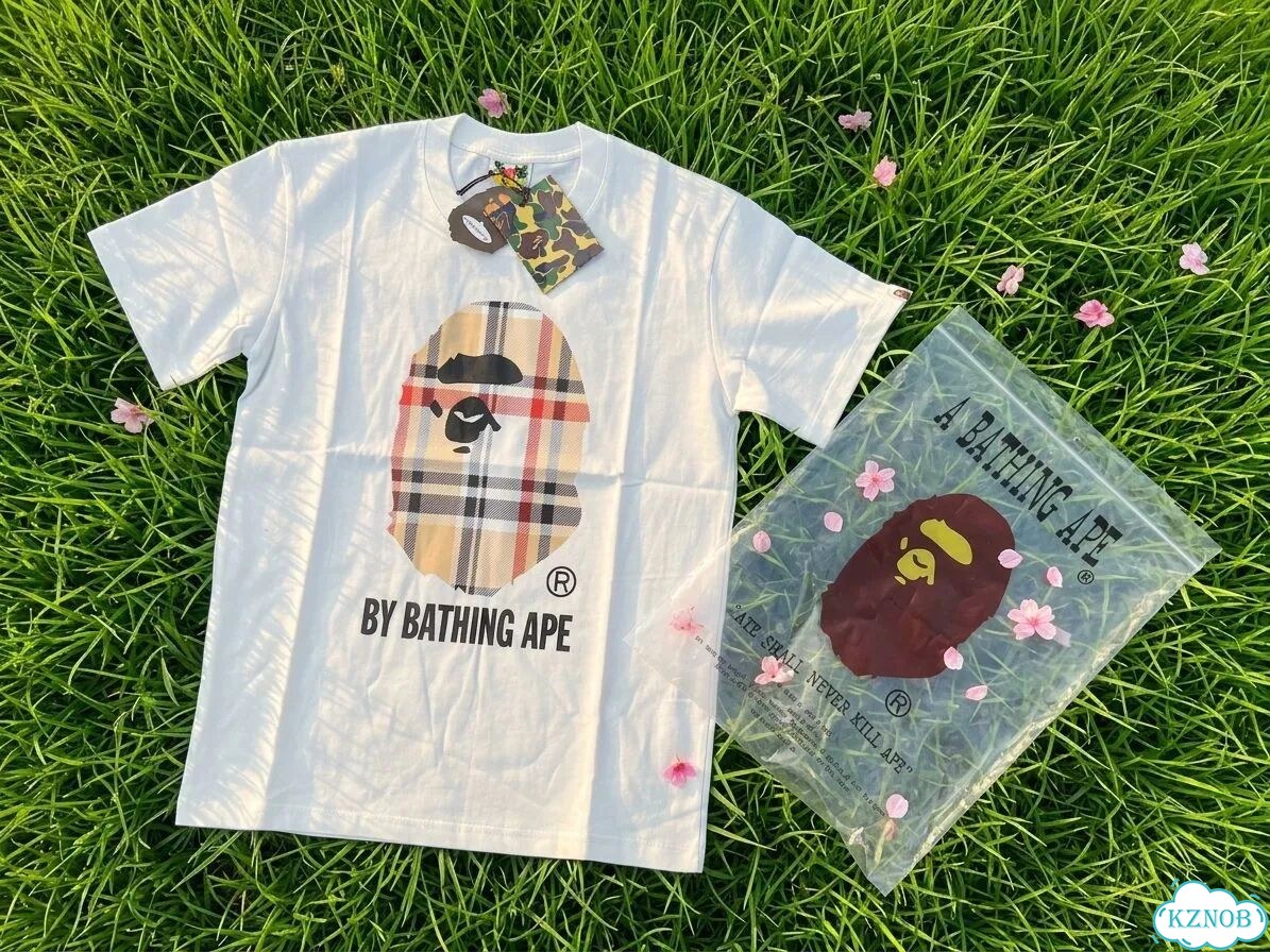 Футболка Burberry x Bape фото 6