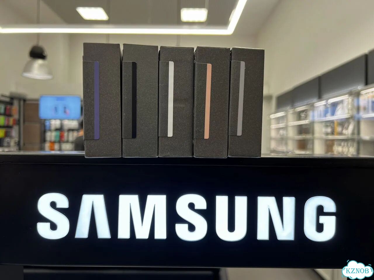 Samsung Galaxy S26, 12/256 ГБ, SIM + eSIM фото 2