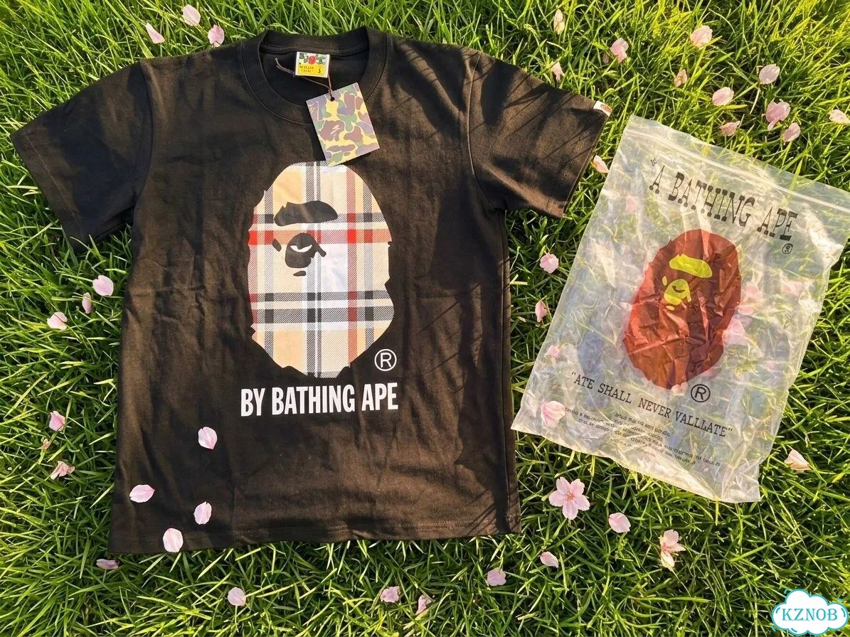 Футболка Bape x Burberry фото 1