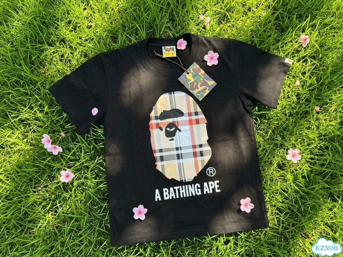Футболка Bape x Burberry фото 3