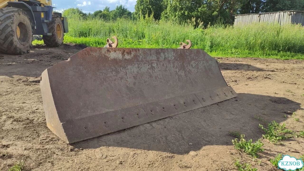 Отвал на кун трактора фото 1