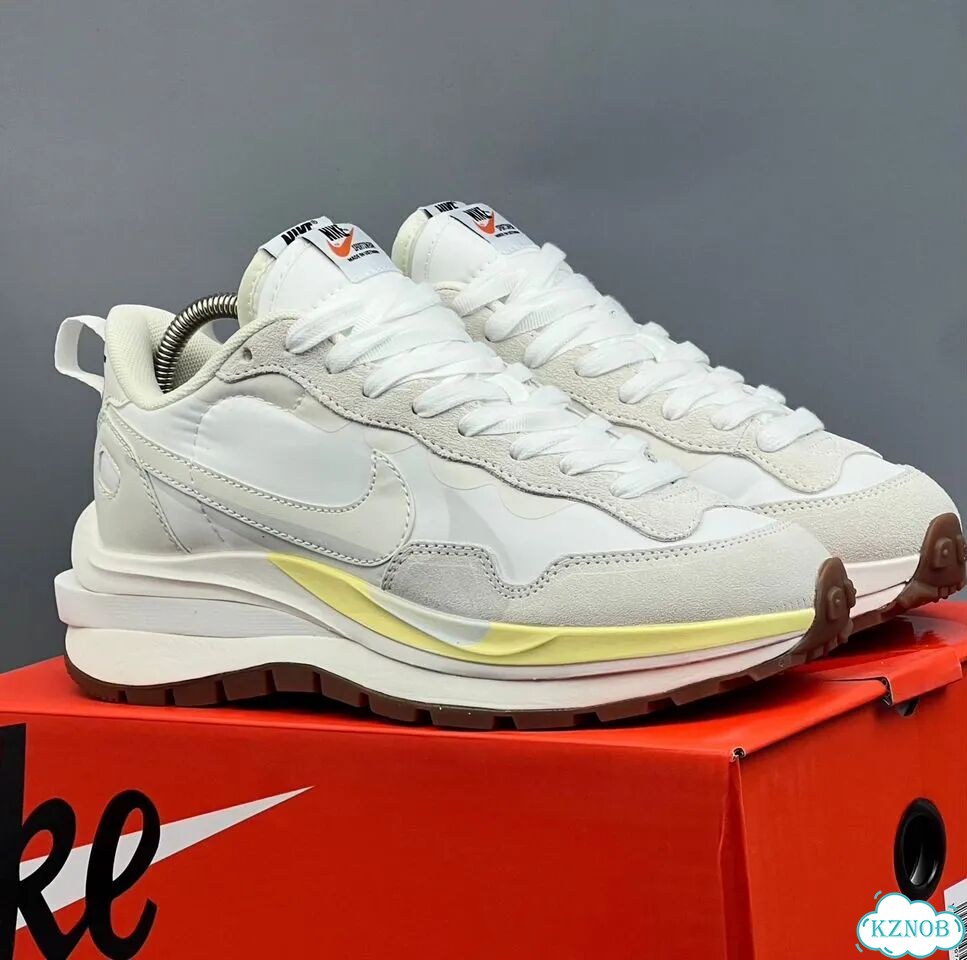 Кроссовки Nike Sacai x Vapor Waffle фото 1