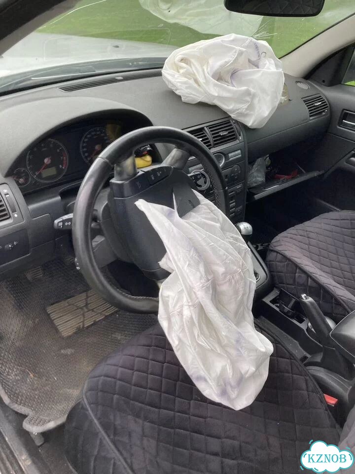 Ford Mondeo 1.8 MT, 2007, битый, 250 000 км фото 7
