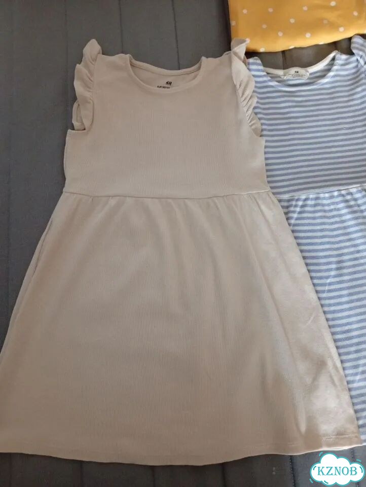 Платье H&M на девочку 6-8 лет фото 1