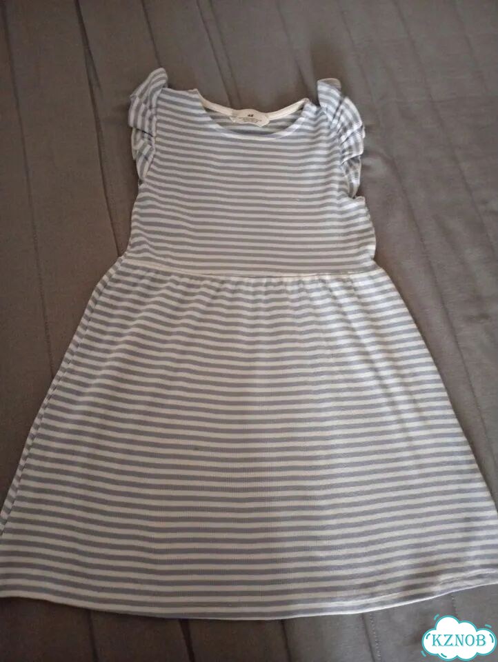 Платье H&M на девочку 6-8 лет фото 2