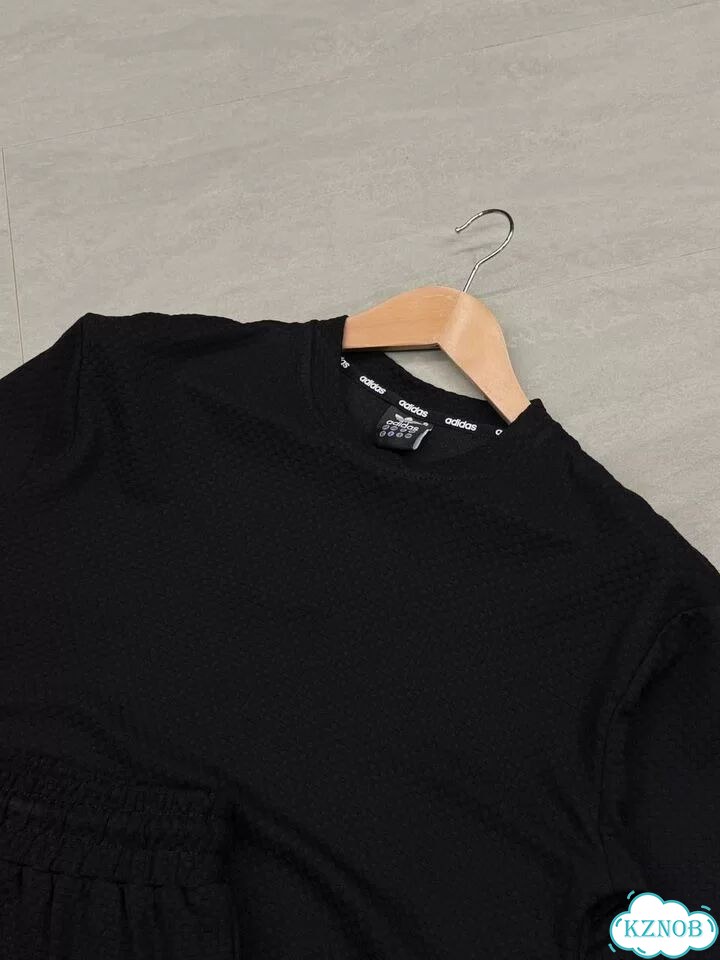 Костюм шорты с футболкой Adidas фото 3