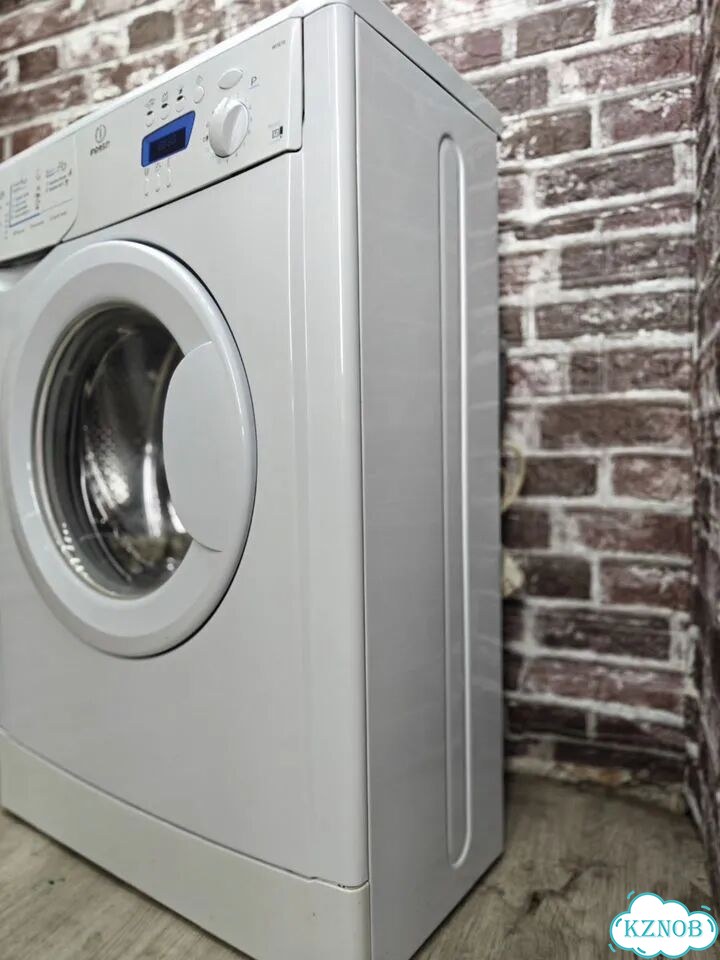Стиральная машина indesit 4kg узкая 30см фото 6