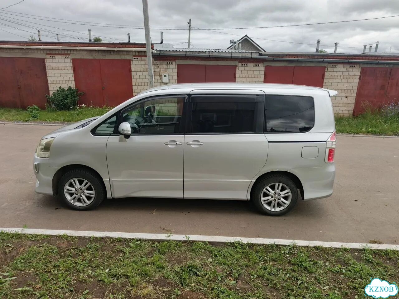 Toyota Noah 2.0 CVT, 2007, 361 000 км фото 14