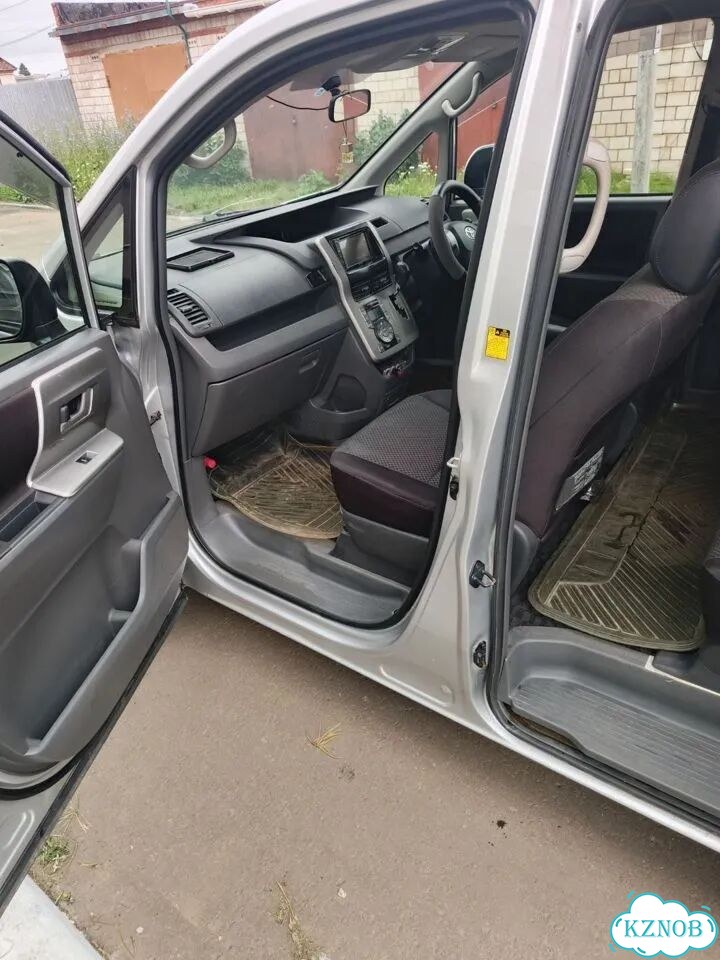 Toyota Noah 2.0 CVT, 2007, 361 000 км фото 4